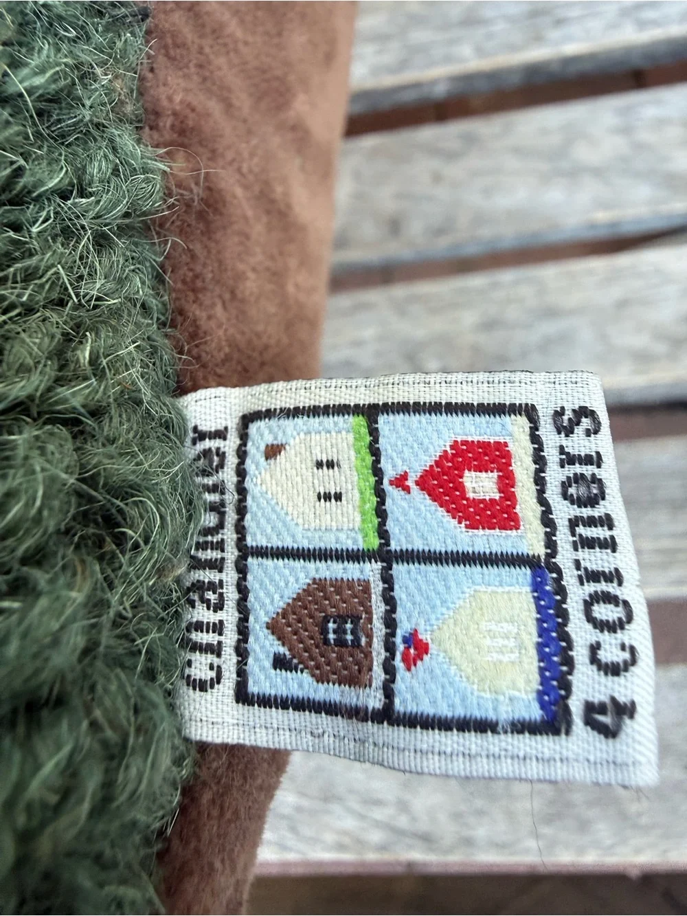 N/A cozy green